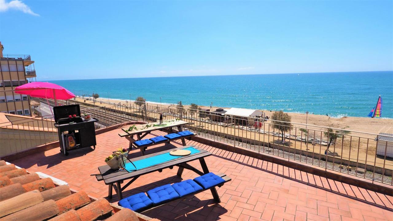 Marilu Seaview & Beach - Apartment Masnou Exteriér fotografie